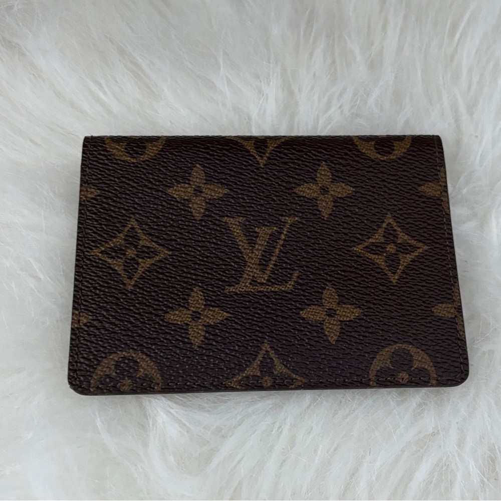 💯 Vintage Louis Vuitton Pocket Organizer
Monogram Card Case